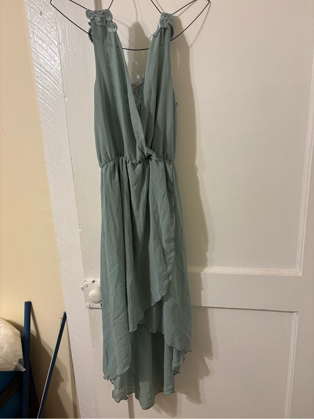Charlotte Russe Mint Green Lace Detail Dress - Picture 3 of 4